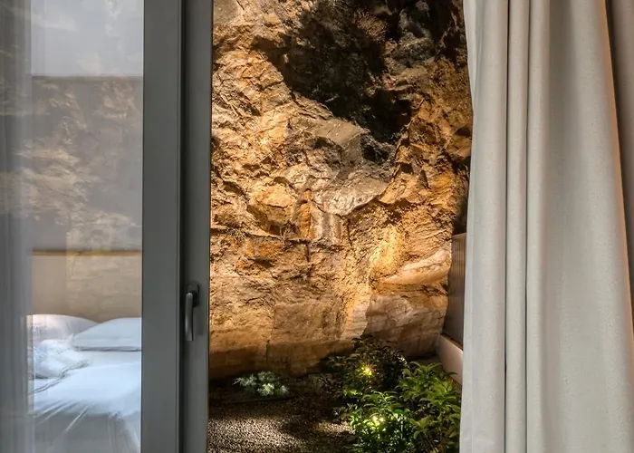 Anima Deluxe Aparthotel 4*